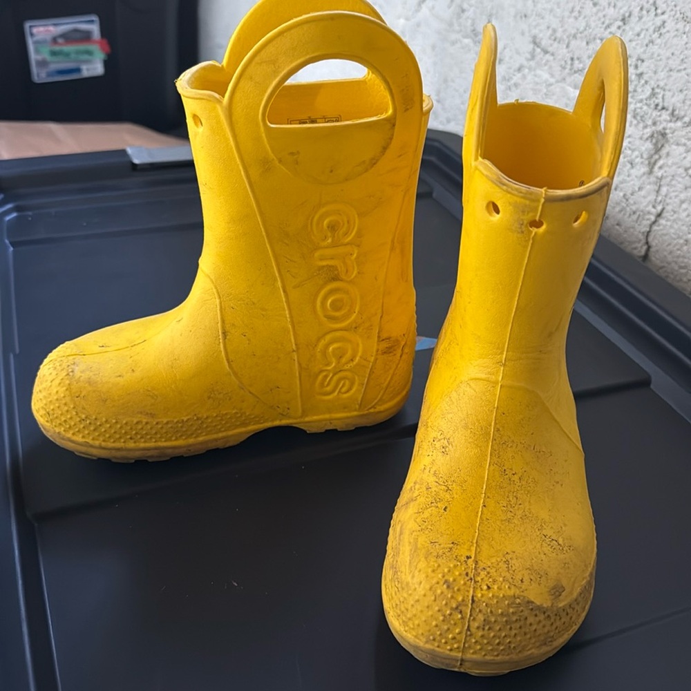 Size 11 Toddler Yellow Croc rain boots